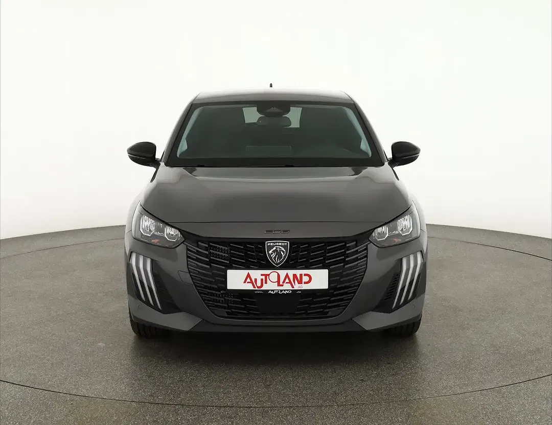 Peugeot 208 - Thumbnail 7