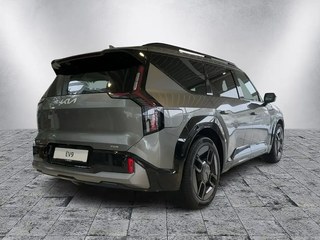 Kia EV9 - Thumbnail 4