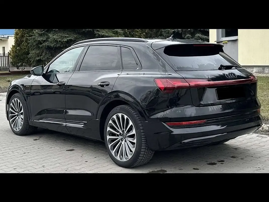 Audi e-tron - Thumbnail 7