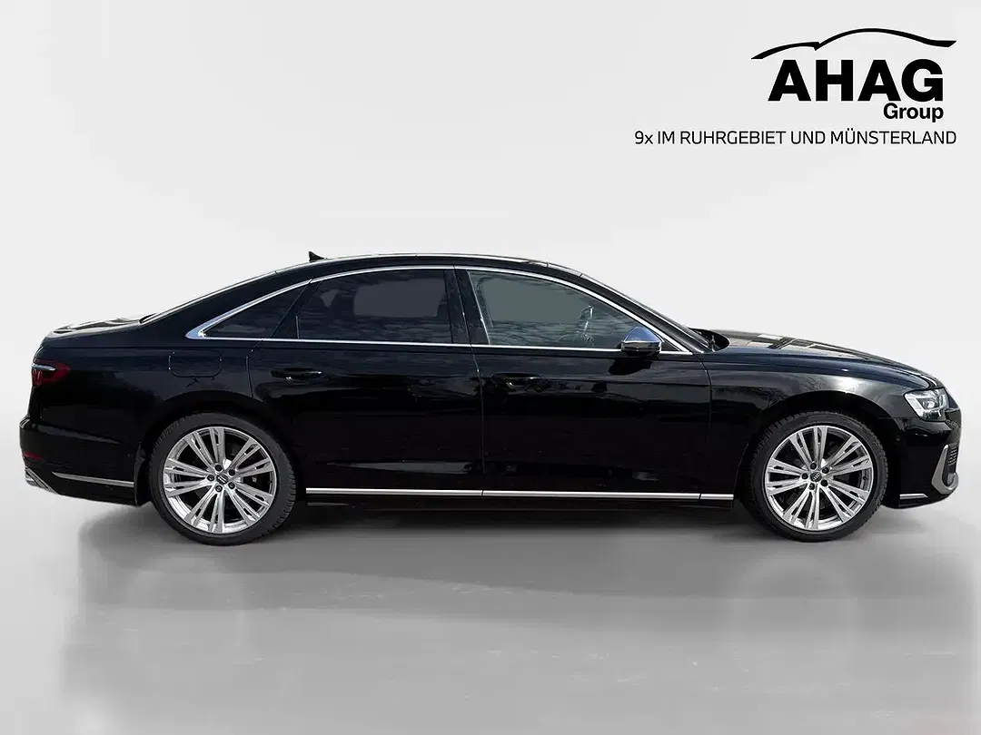 Audi S8 - Thumbnail 3