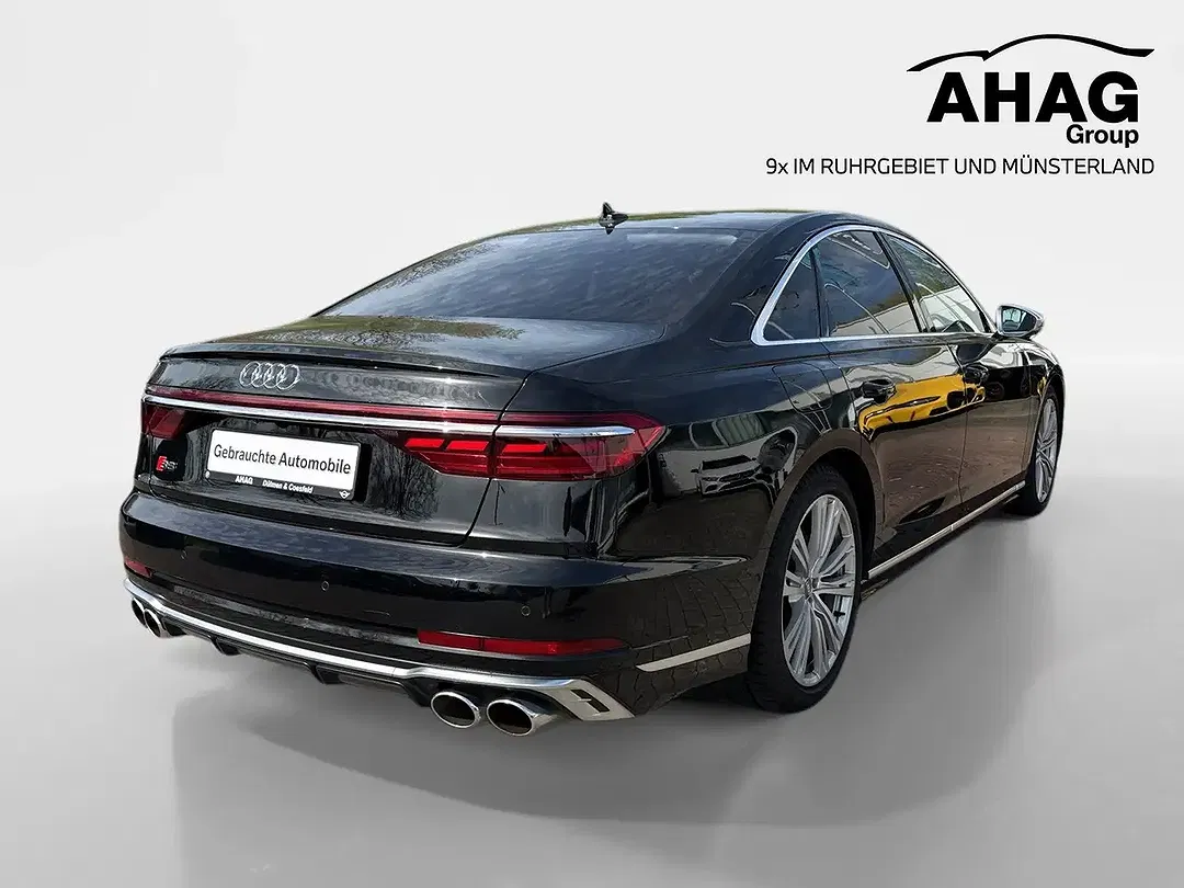 Audi S8 - Thumbnail 4