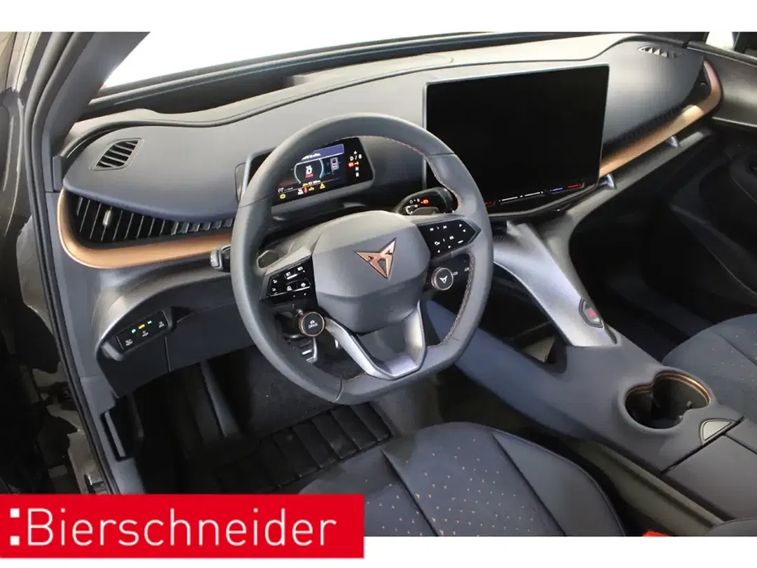 CUPRA Tavascan - Thumbnail 3