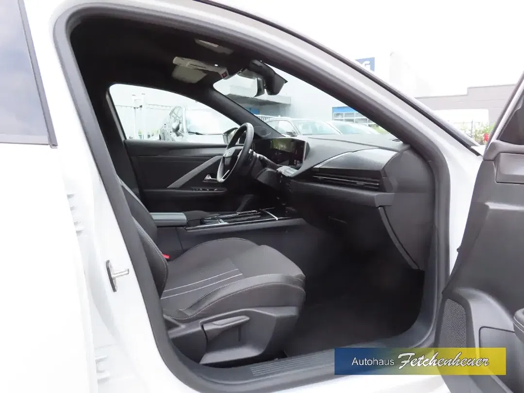 Opel Astra - Thumbnail 10