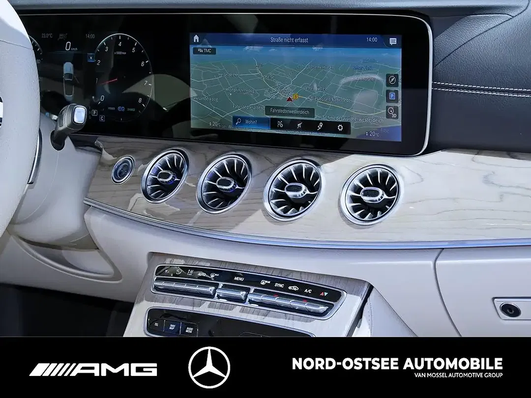 Mercedes-Benz E 200 - Thumbnail 10
