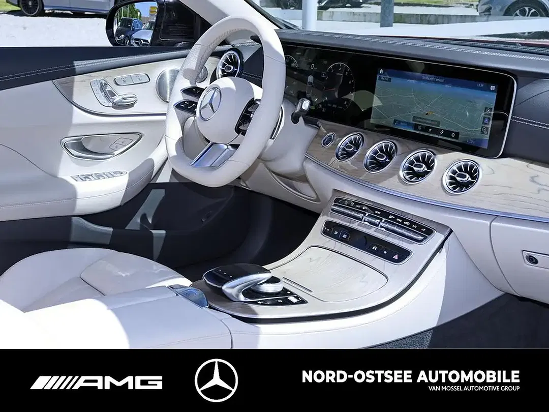 Mercedes-Benz E 200 - Thumbnail 9