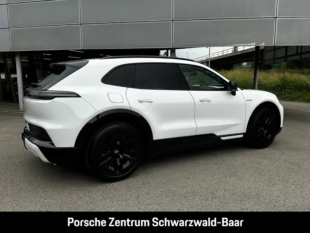 Porsche Cayenne - Thumbnail 6