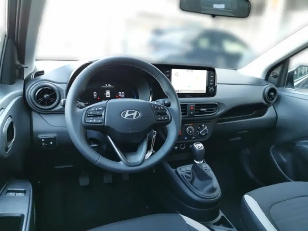 Hyundai i10 - Thumbnail 11