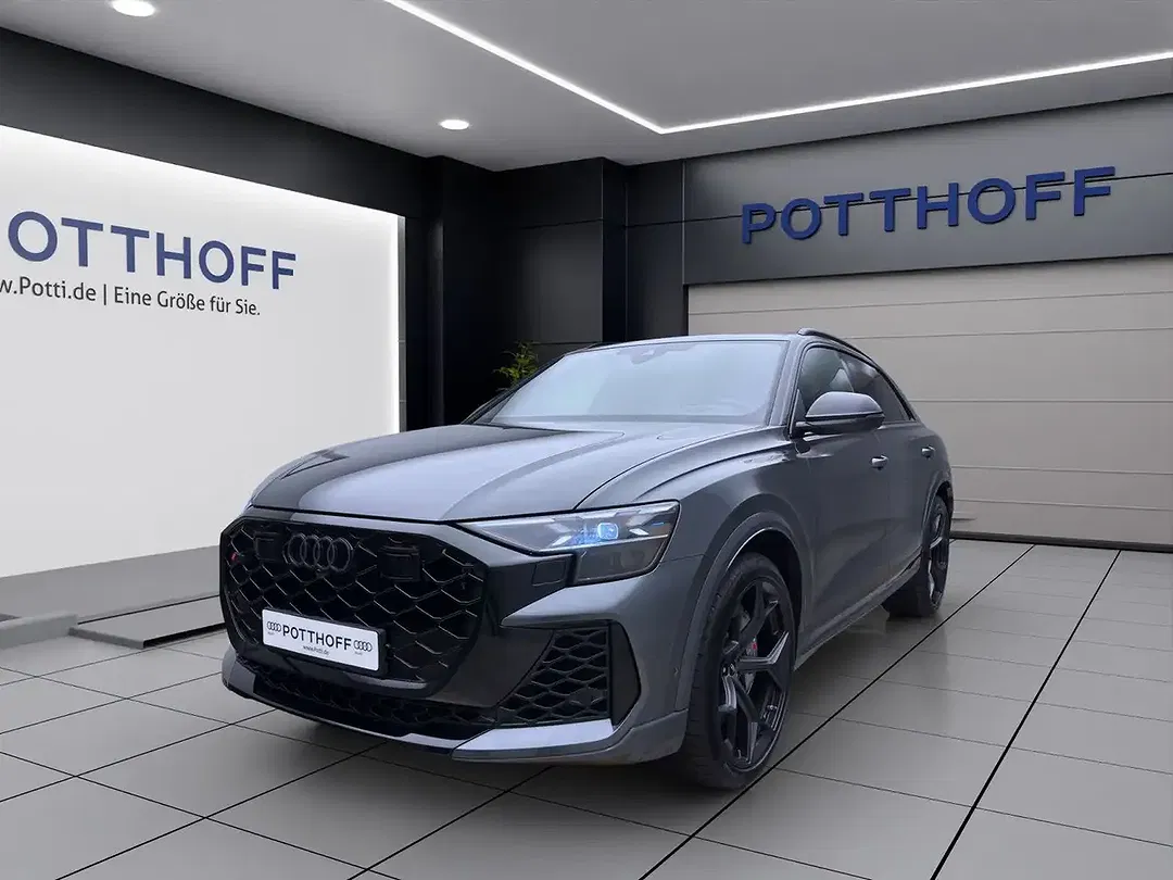 Audi RS Q8 - Thumbnail 2