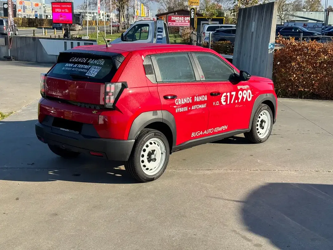 Fiat Grande Panda - Thumbnail 4