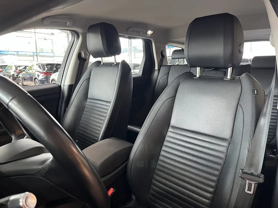 Land Rover Discovery Sport - Thumbnail 11