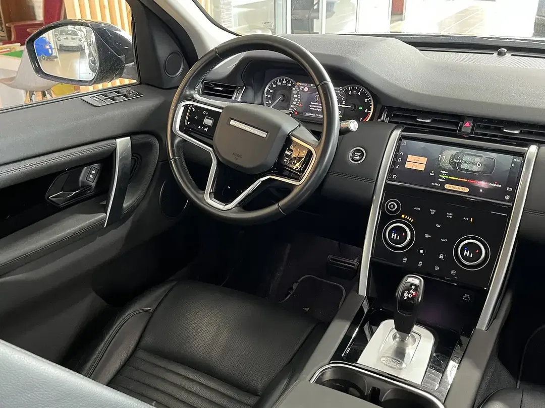 Land Rover Discovery Sport - Thumbnail 14