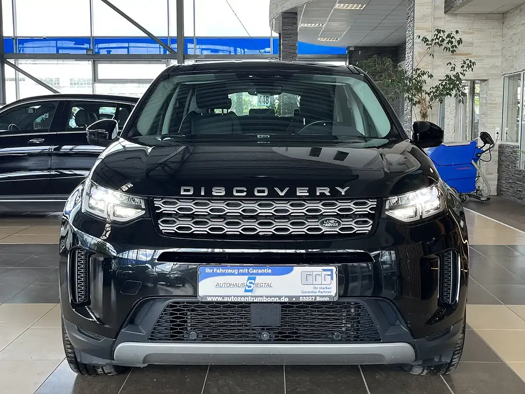 Land Rover Discovery Sport - Thumbnail 2