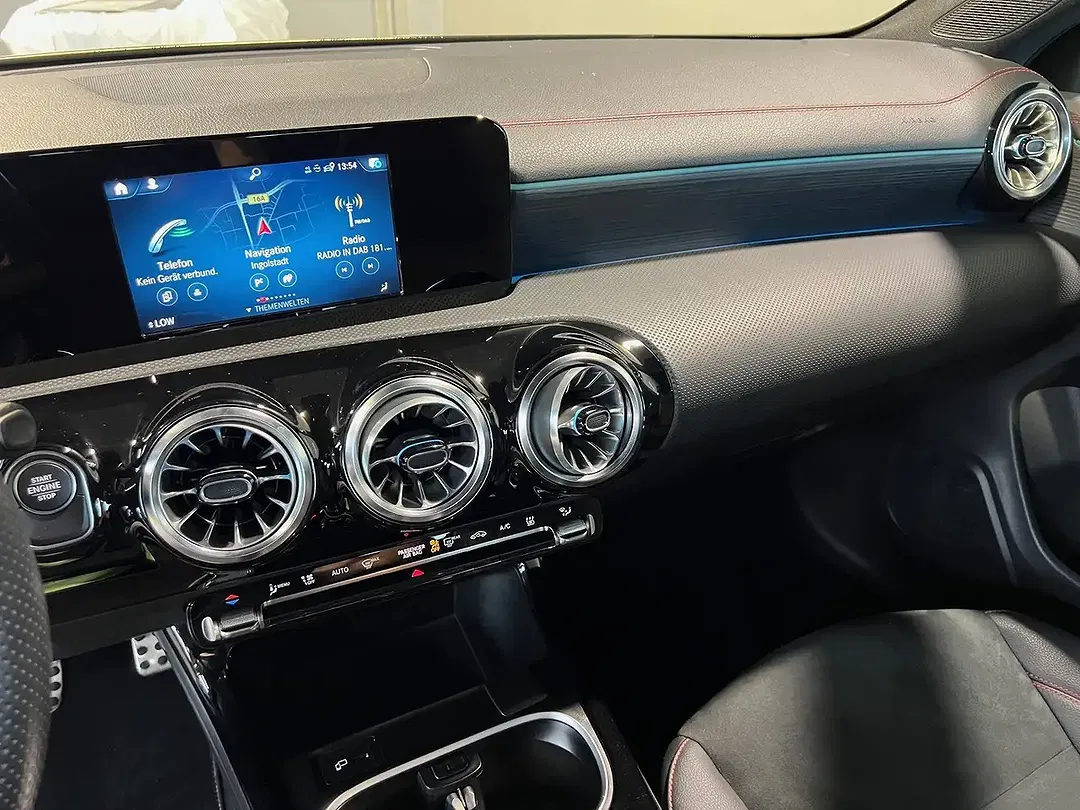 Mercedes-Benz CLA 250 - Thumbnail 6