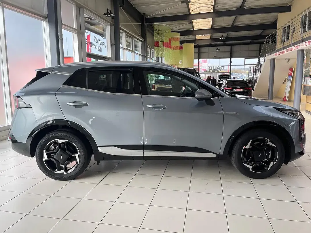 Kia Sportage - Thumbnail 6