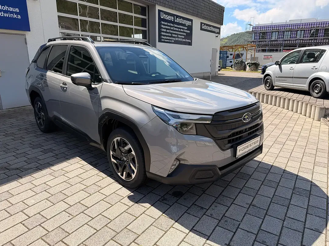Subaru Forester - Thumbnail 12