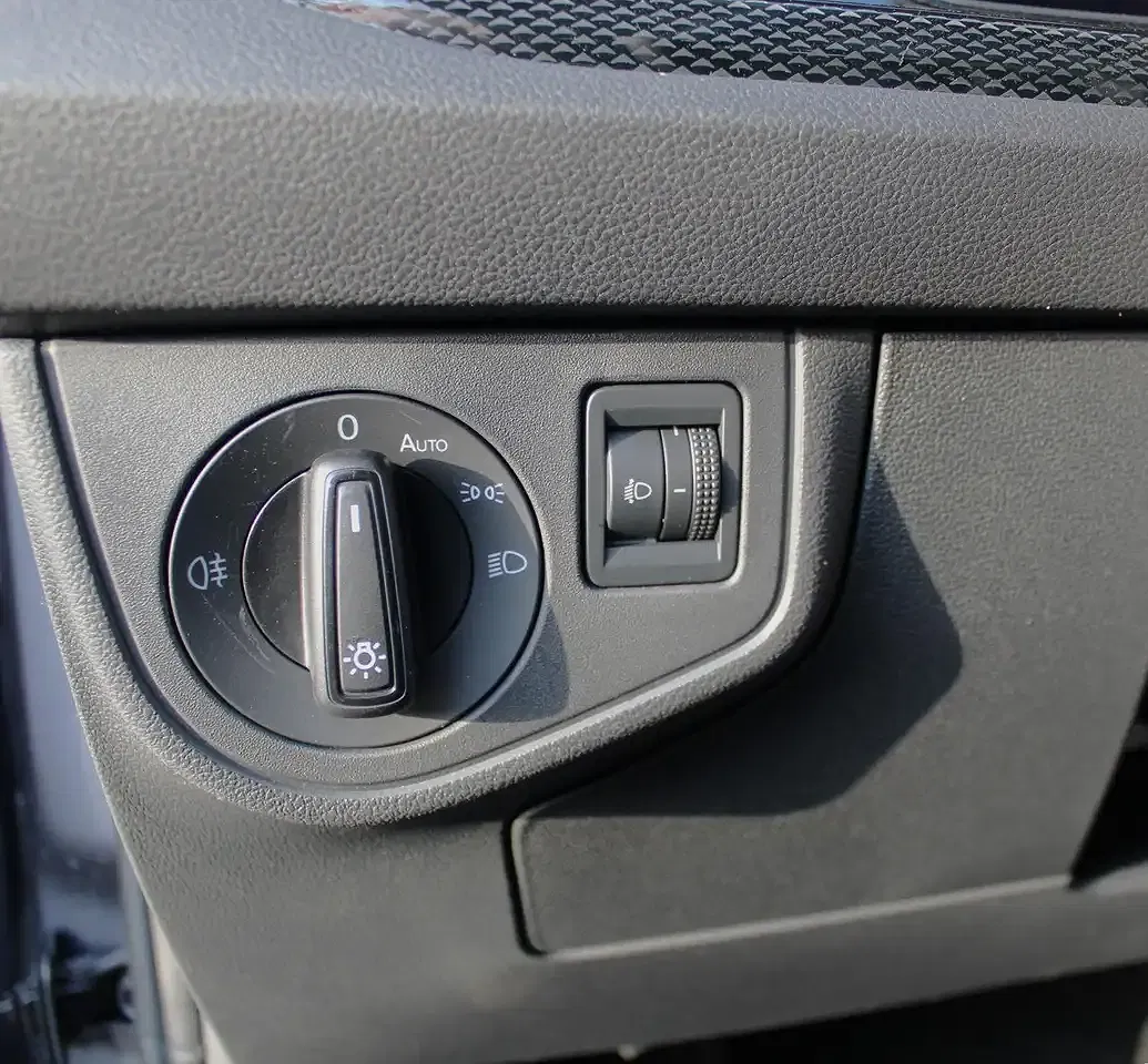 Volkswagen Polo - Thumbnail 10