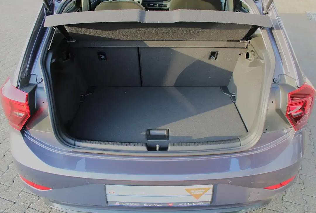 Volkswagen Polo - Thumbnail 4