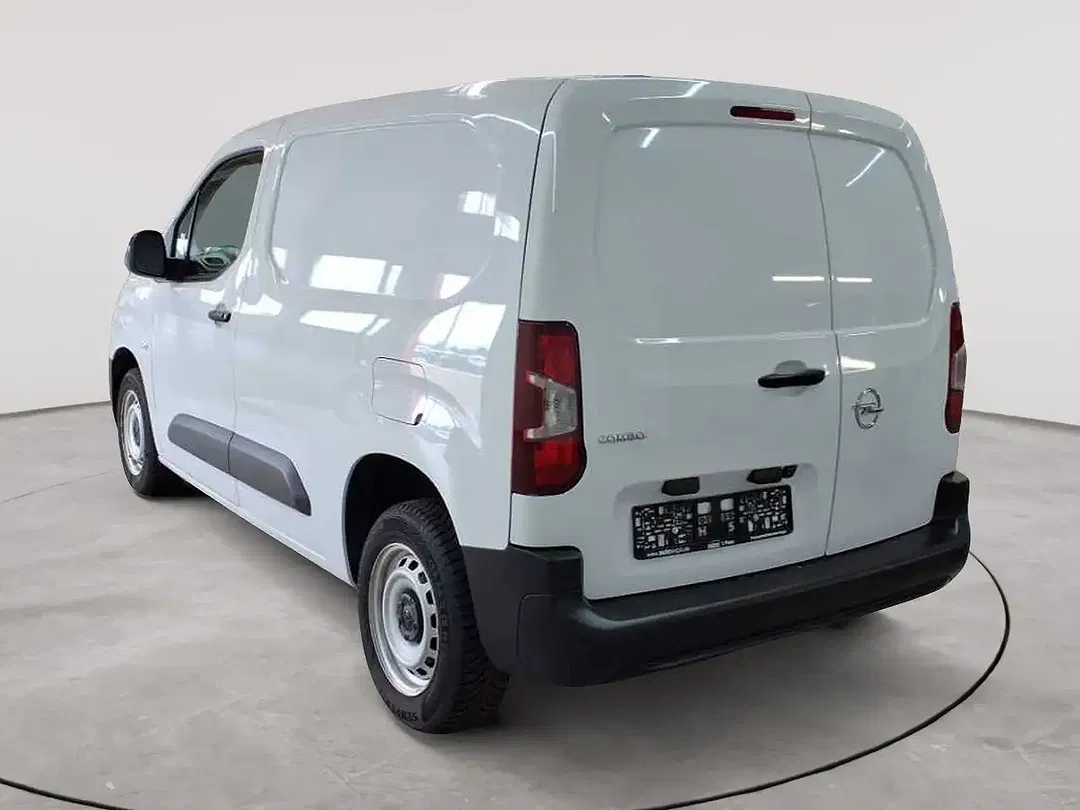 Opel Combo - Thumbnail 2