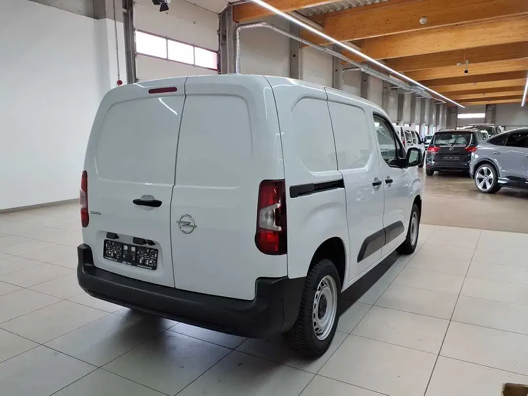 Opel Combo - Thumbnail 4