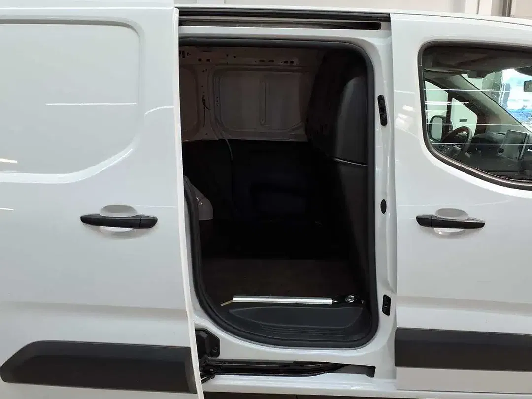 Opel Combo - Thumbnail 8