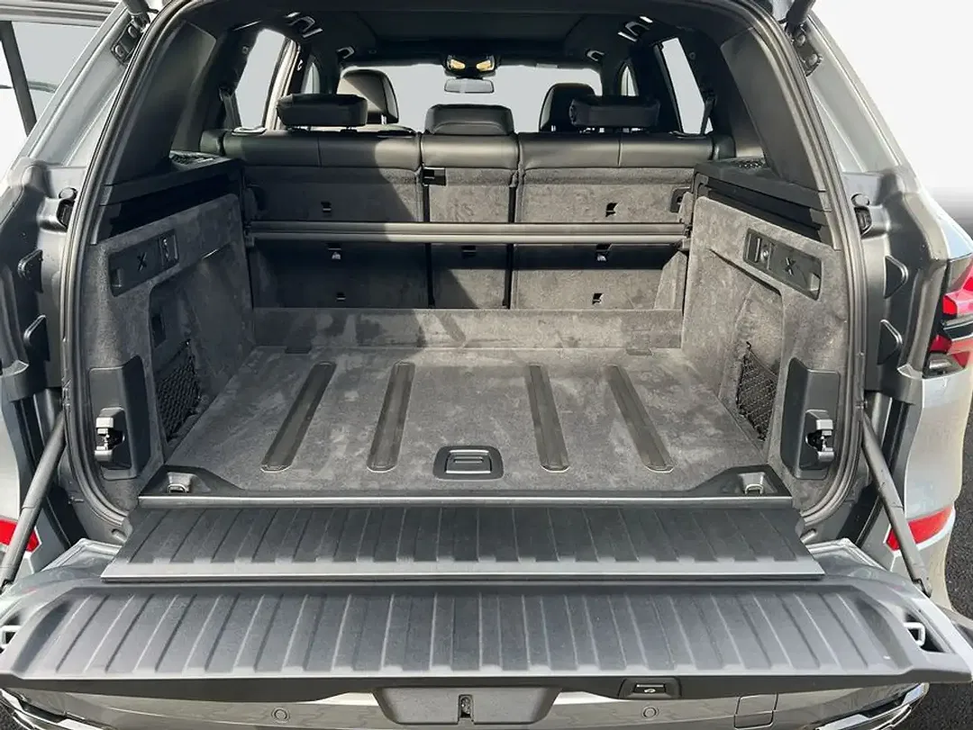 BMW X5 - Thumbnail 8