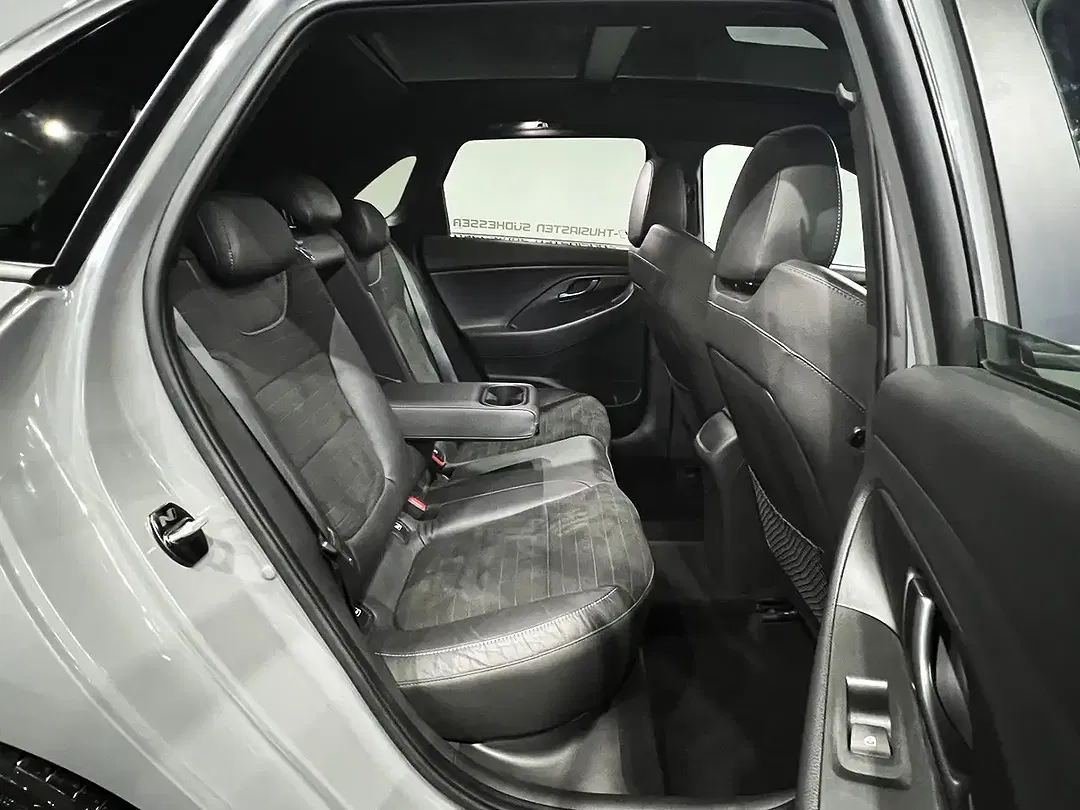 Hyundai i30 - Thumbnail 13