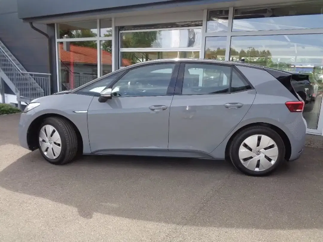Volkswagen ID.3 - Thumbnail 3