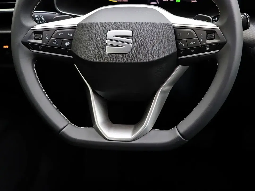 SEAT Leon - Thumbnail 12