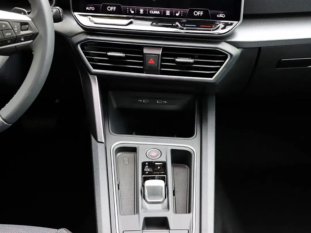 SEAT Leon - Thumbnail 9