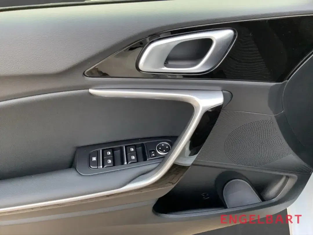 Kia Ceed / cee'd - Thumbnail 10