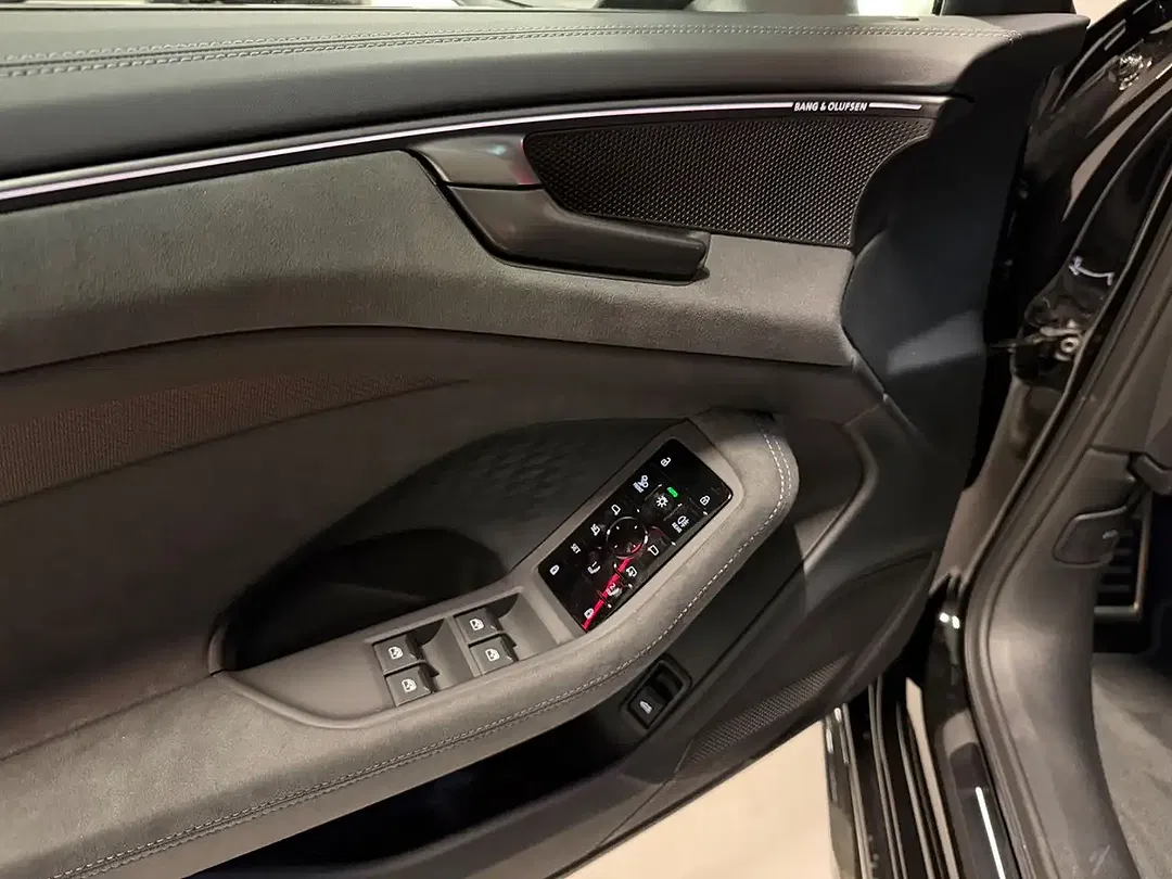 Audi A6 - Thumbnail 9