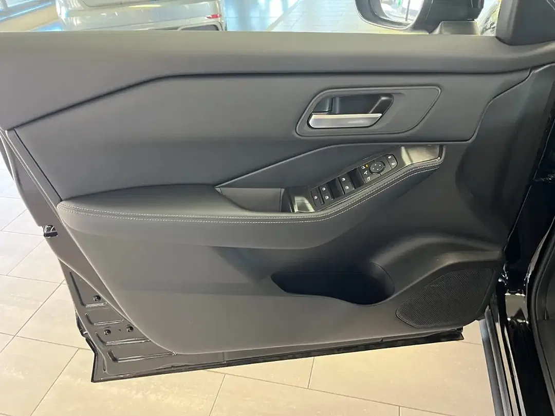 Nissan X-Trail - Thumbnail 8