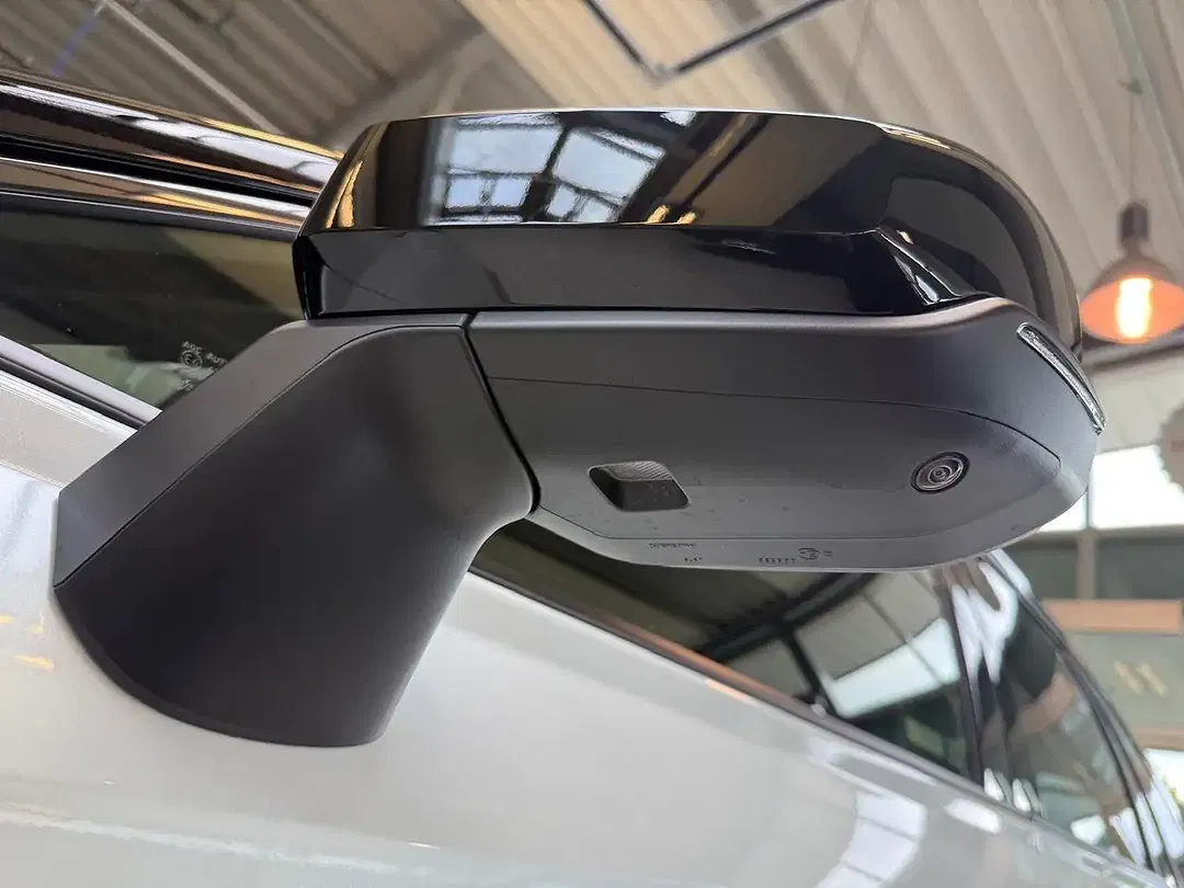 Toyota RAV 4 - Thumbnail 4