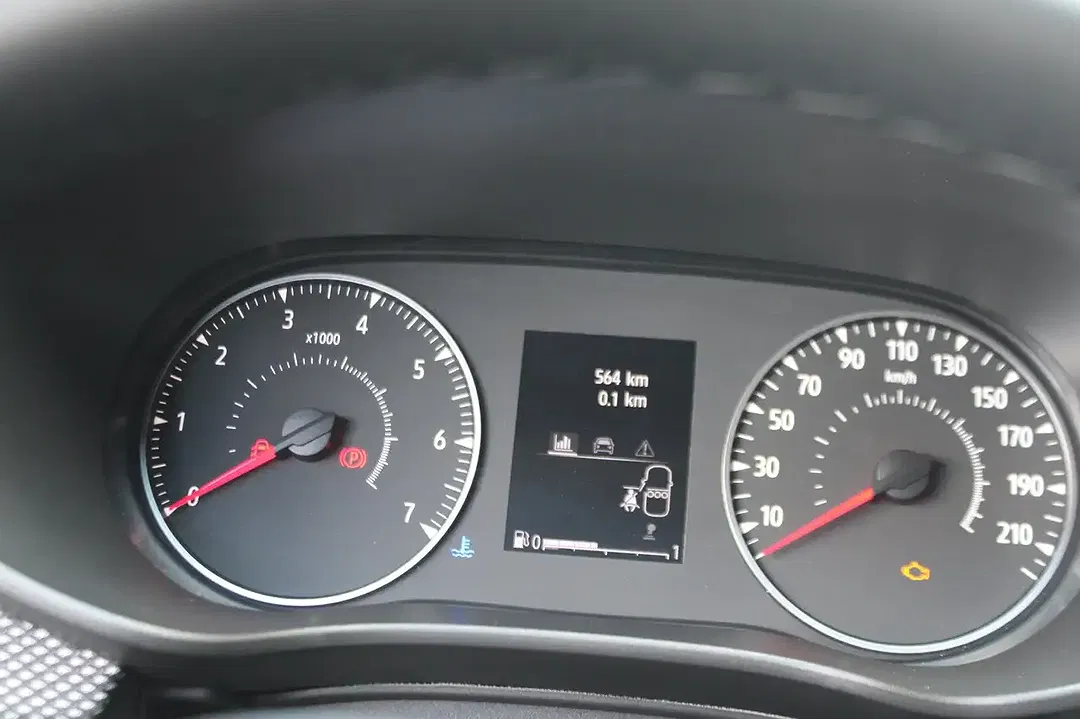 Dacia Sandero - Thumbnail 13