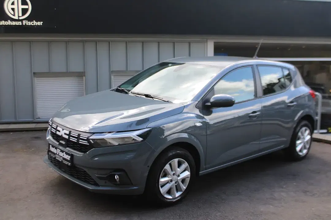 Dacia Sandero - Thumbnail 4