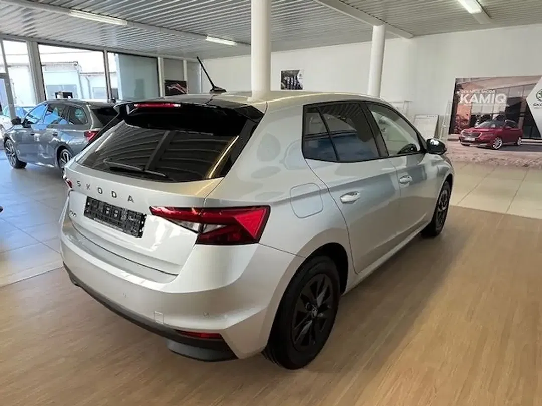 Skoda Fabia - Thumbnail 4
