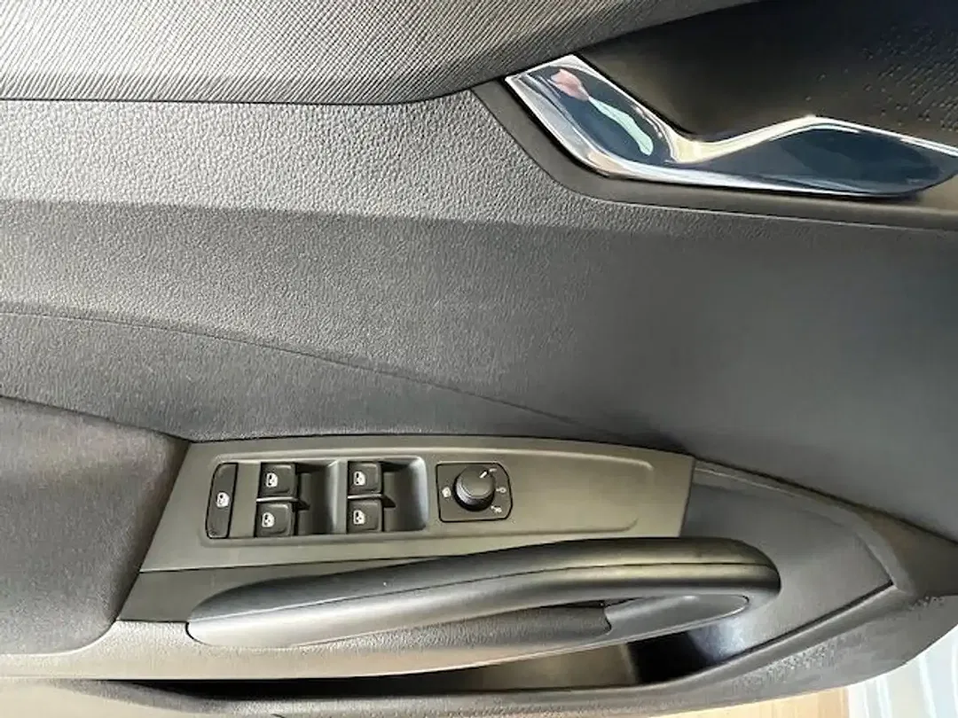 Skoda Fabia - Thumbnail 8