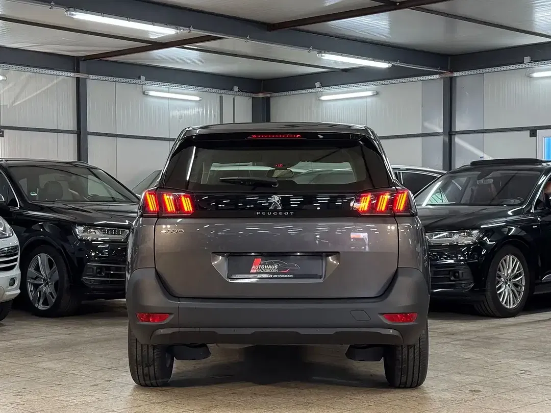 Peugeot 5008 - Thumbnail 6