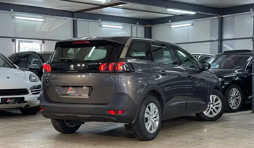 Peugeot 5008 - Thumbnail 7