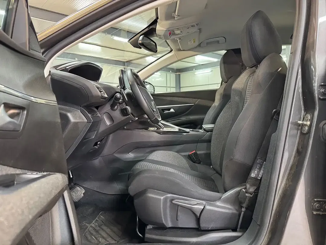 Peugeot 5008 - Thumbnail 9
