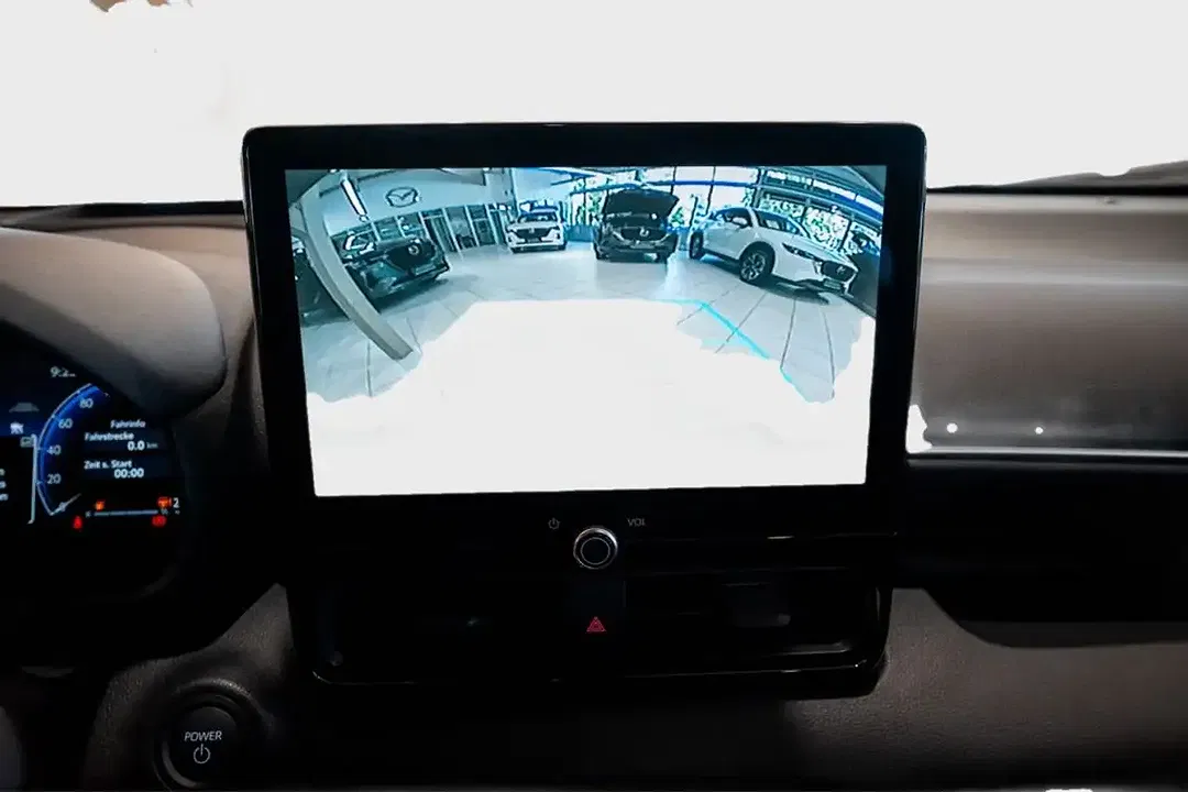 Mazda 2 - Thumbnail 11