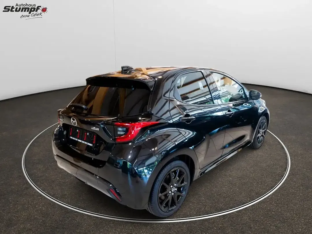 Mazda 2 - Thumbnail 3