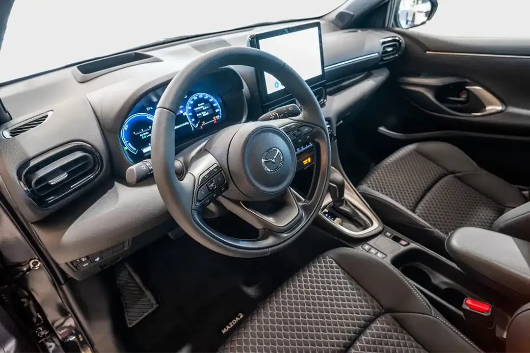 Mazda 2 - Thumbnail 6