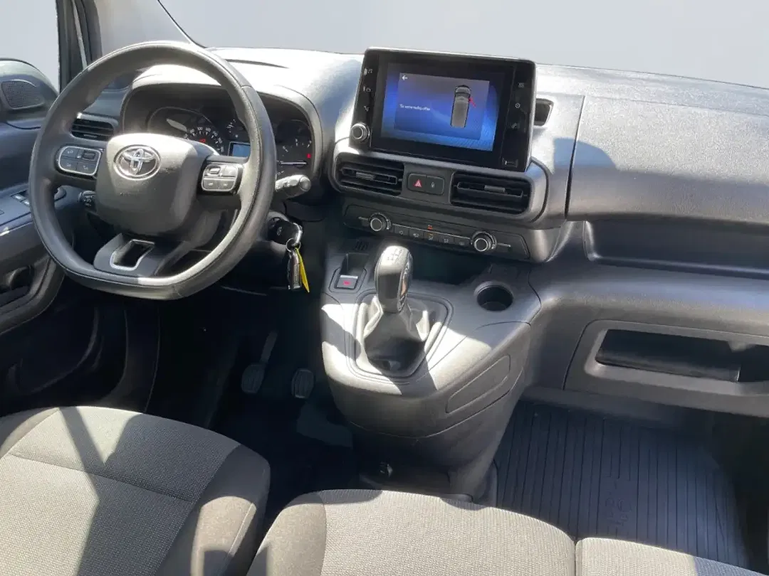 Toyota Proace City - Thumbnail 10