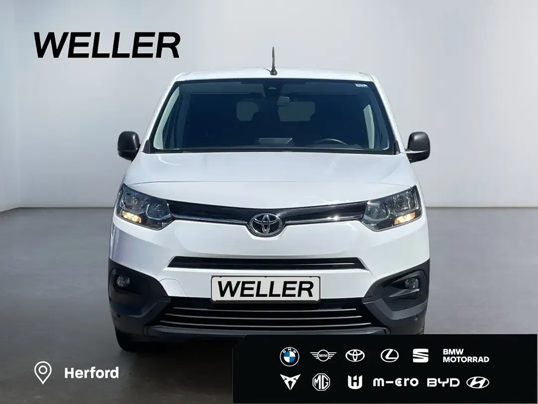 Toyota Proace City - Thumbnail 2