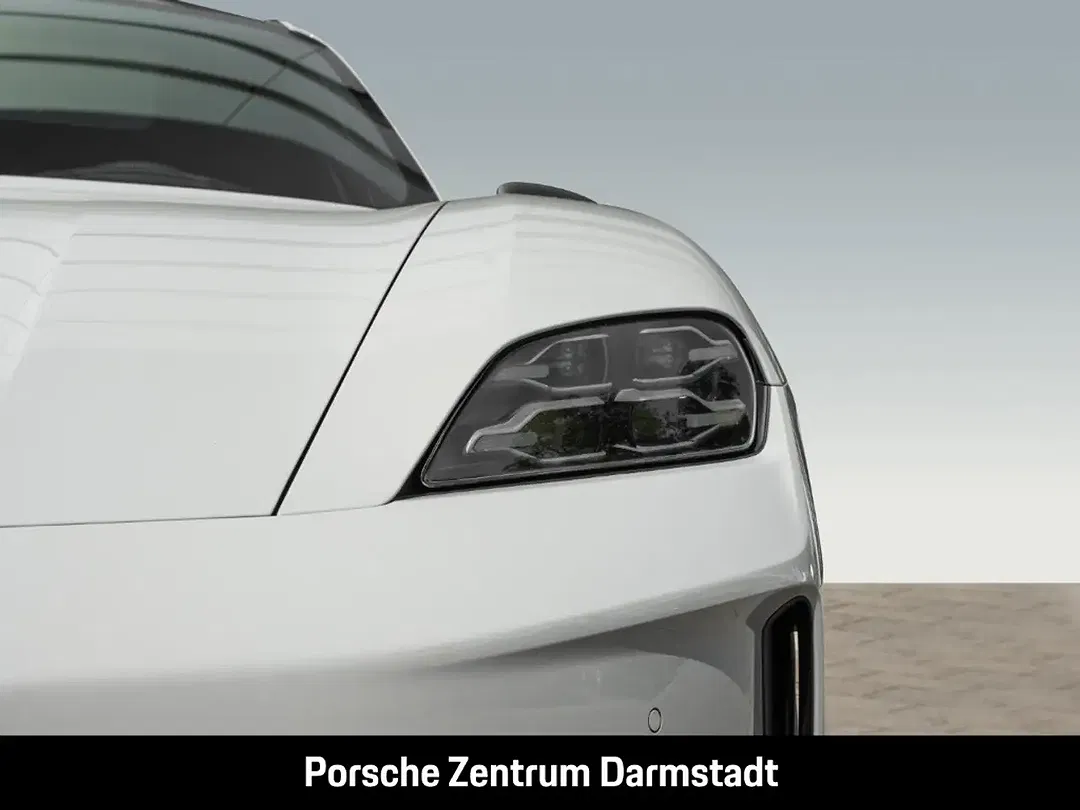 Porsche Taycan - Thumbnail 10