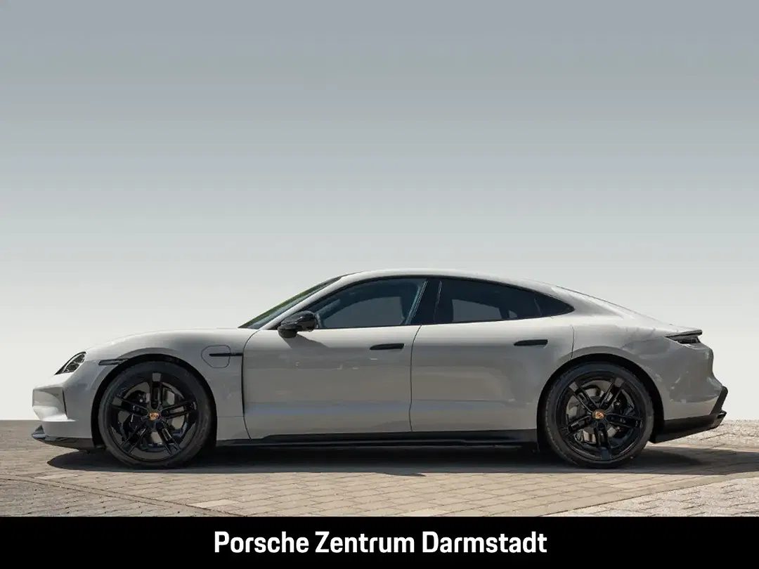 Porsche Taycan - Thumbnail 2