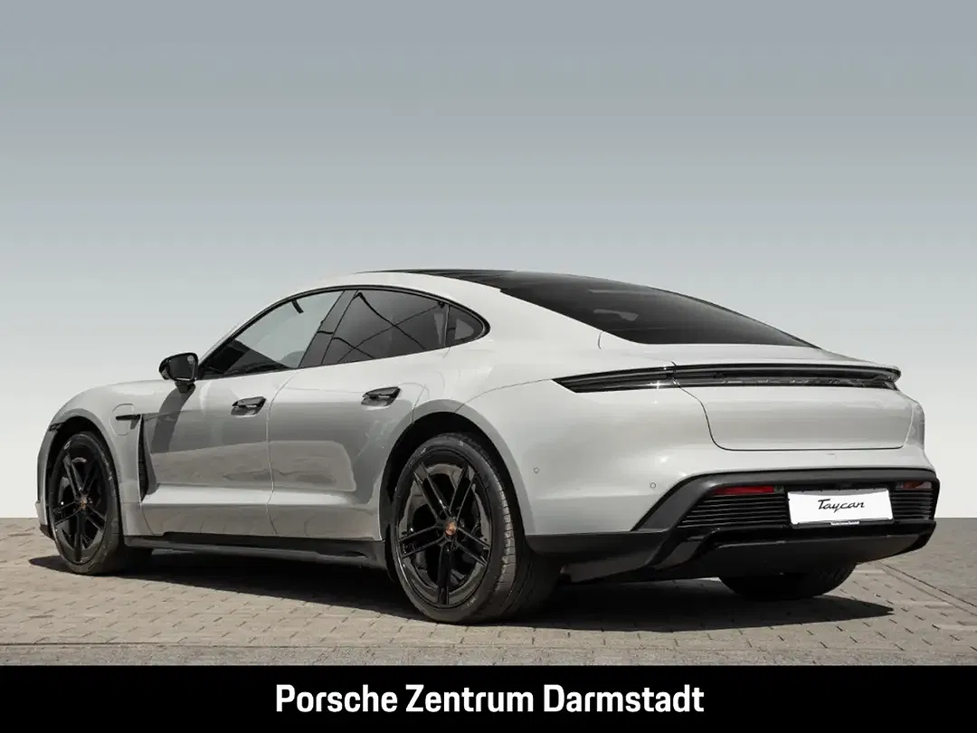 Porsche Taycan - Thumbnail 3