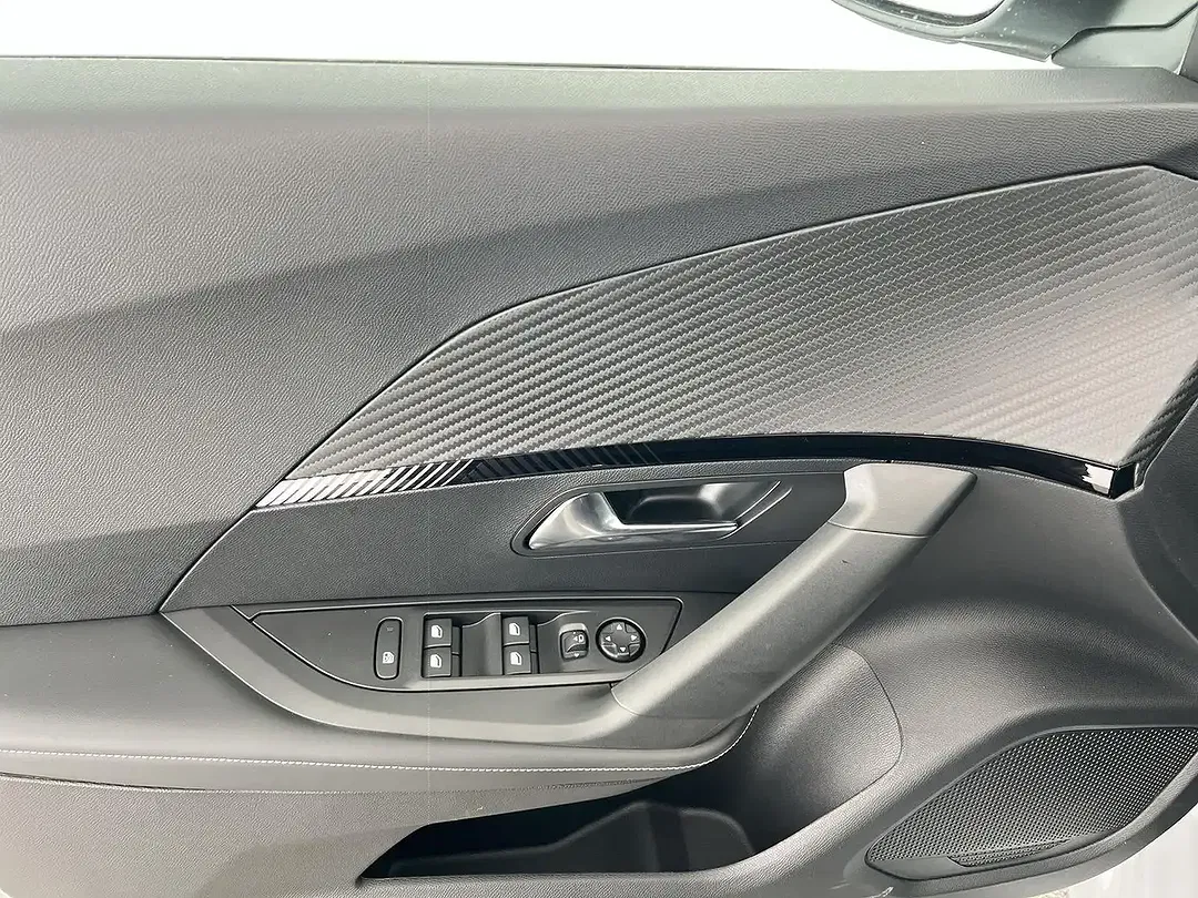 Peugeot 2008 - Thumbnail 11