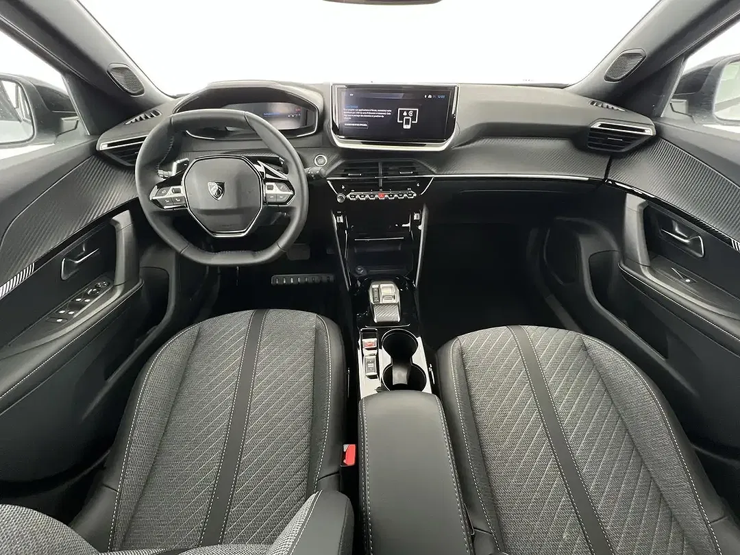 Peugeot 2008 - Thumbnail 6